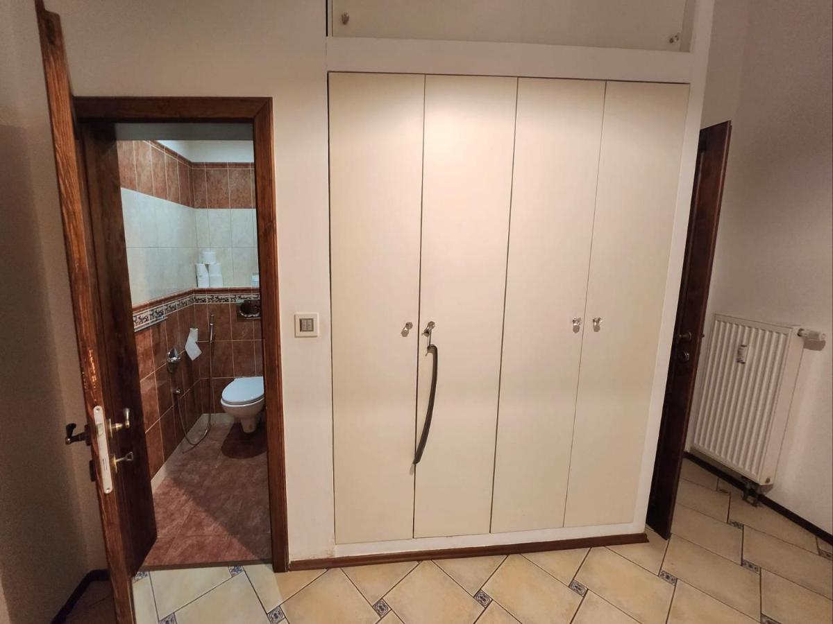 Spacious Apartment 6Min From The Dancing House 프라하 외부 사진